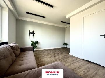 Kawalerka po remoncie, 28 m², piwnica, świetne połączenia