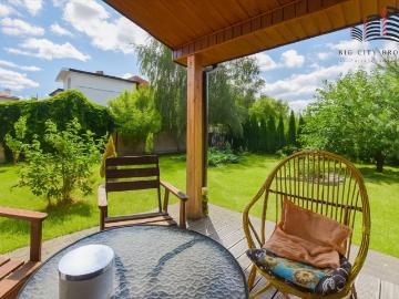 Przestronny dom 140 m² po remoncie, garaż, blisko lasu