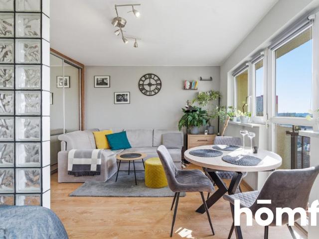 Widok na Sosnowiec! Kawalerka 36 m² z balkonem