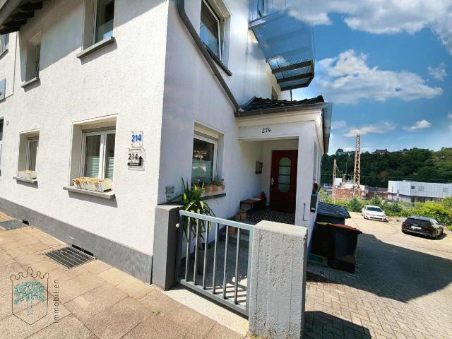 wie ein Haus, nur bequemer – moderne Maisonette in grüner Höhenlage