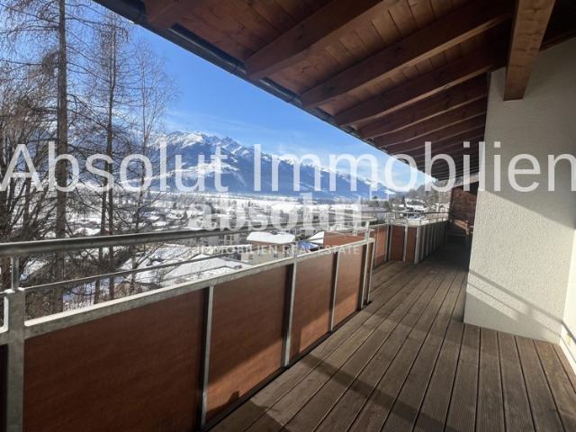 Wie neu! Renovierte und sonnige Fewo mit Bergblick! 2,5 SZ, Sauna, großer Balkon & Doppelgarage