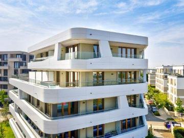Wie sieht Ihre perfekte Wohnung aus? Ganz weit oben, mit riesigem Balkon, 2 Bädern und vielem mehr?!