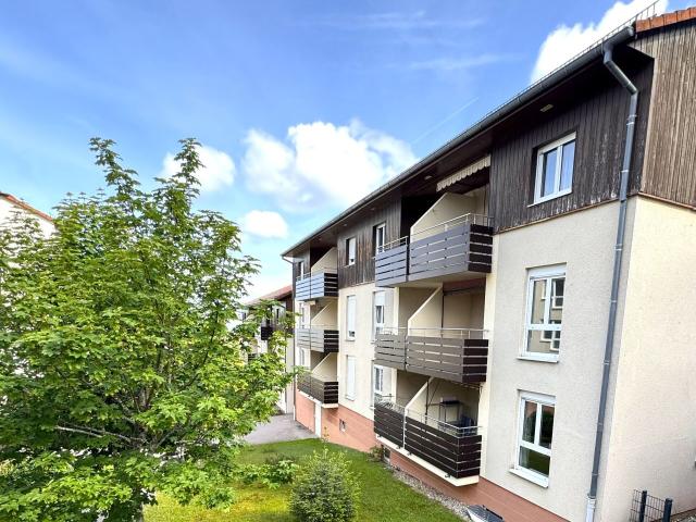 Wie Urlaub: 1 Zimmer Wohnung mit Balkon und Garage
