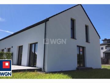 Nowoczesny dom 94m2 z dużym tarasem i spokojną okolicą