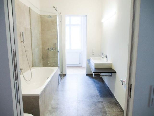 Wiener Altbau in Perfektion – Exklusiv wohnen mit Stil / Nähe Schottenring Börse Rudolfspark