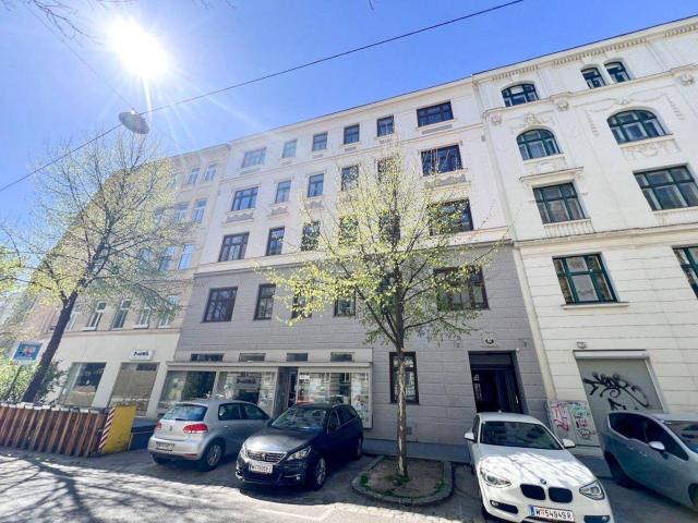 Wiener Altbaucharme Charmante 3 Zimmer Wohnung in Bestlage des 2. Bezirkes