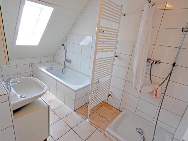 Wiesloch, 2 FH, 212qm, sofort bezugsfrei, komplett modernisiert