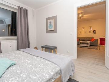 Wifi, washingmachine, dryer, cleaning, garden to share, Duisburg Amsterdam Apartments for Rent