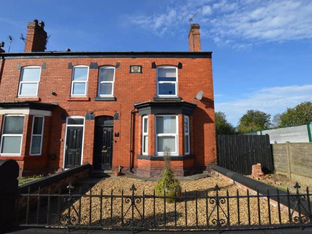 Wigan Road, Ashton 1 bed flat to rent £675 pcm £156 pw