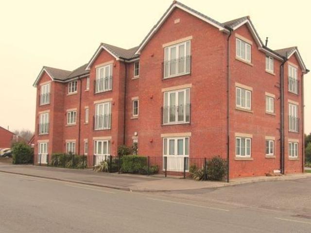 Wigan Road, Ashton In Makerfield WN4, 2 bed flat to rent, £800 pcm | PrimeLocation