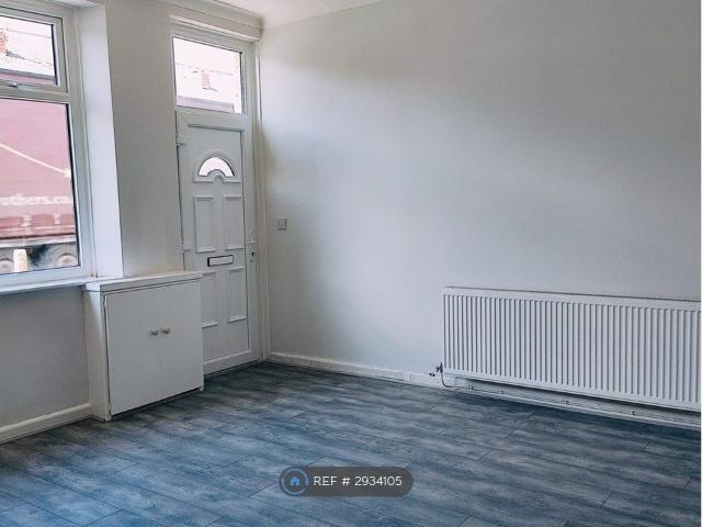 Wigan Road, Leigh WN7, 2 bed terraced house to rent, £850 pcm | PrimeLocation