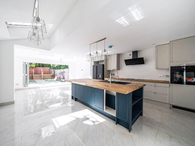Wightman Road N4, Harringay, London, 6 bed property to rent, £6,500 pcm | PrimeLocation
