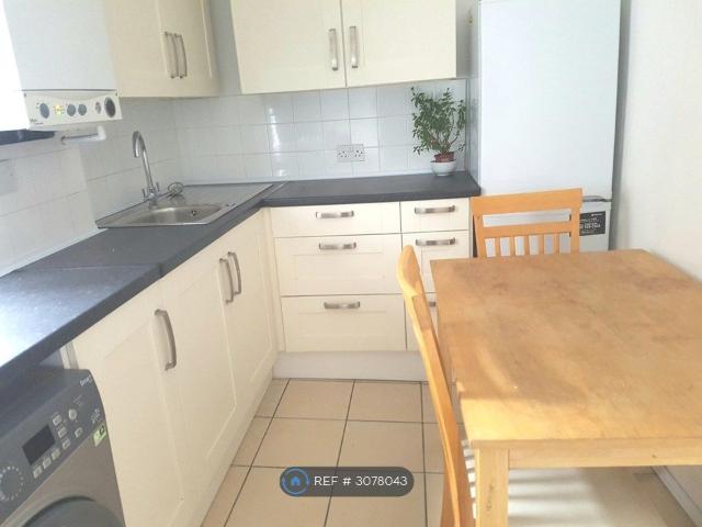 Wightman Road, Turnpike Lane N8, 4 bed maisonette to rent, £2,500 pcm | PrimeLocation