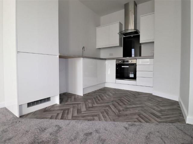 Wigmore Lane, Tiber House Wigmore. 1 bed flat to rent £995 pcm £230 pw