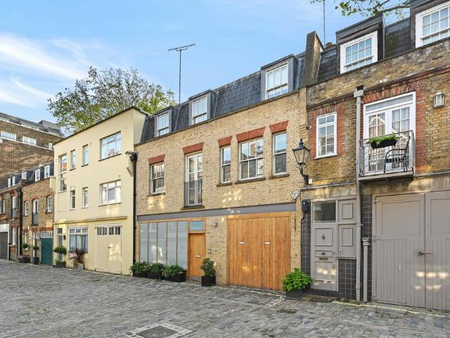 Wigmore Place, Marylebone Village. 5 bed mews to rent £13,000 pcm £3,000 pw