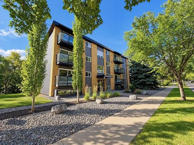 Wîhkwêntôwin 1 Bed 1 Bath Downtown Apartment with Parking NOW FOR RENT! — 1 Bedroom Condo Unit