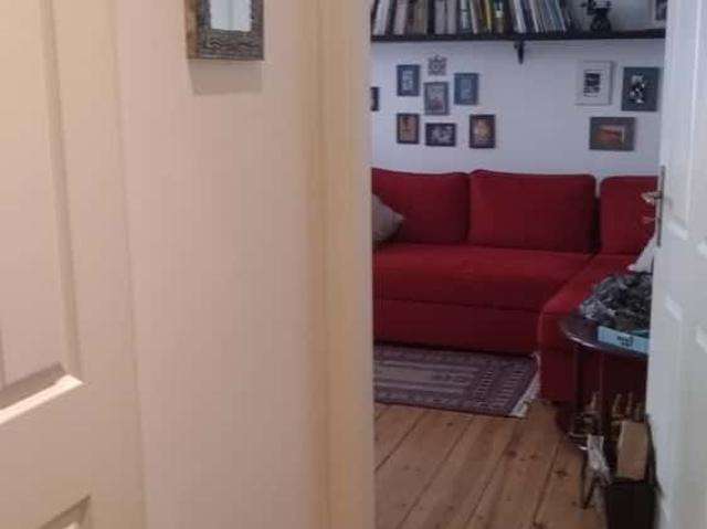 Wika schönes 2 Zimmer Apartment mit Balkon in Neukölln
