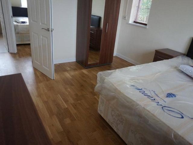 Wilton Court, Muswell Hill, London N10, 2 bed flat to rent, £1,875 pcm | PrimeLocation