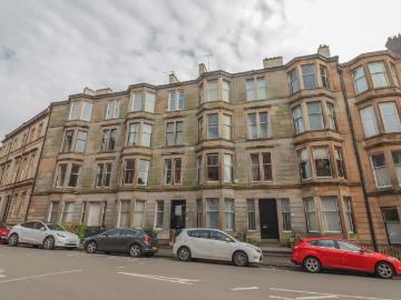Wilton Street, North Kelvinside. 3 bed flat to rent £2,500 pcm £577 pw