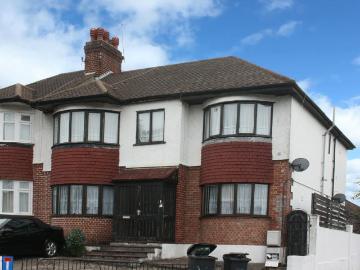 Wilton Road, Cockfosters EN4, 3 bed flat to rent, £1,750 pcm | PrimeLocation
