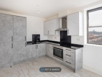 Wiltshire Court, Swindon SN1, 1 bed flat to rent, £800 pcm | PrimeLocation