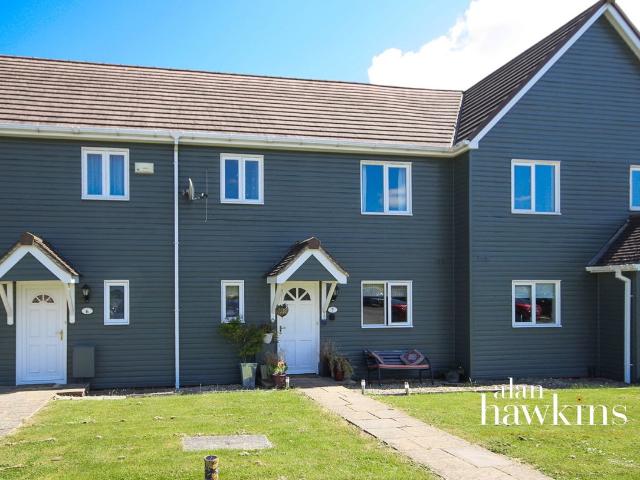 Wiltshire Crescent, Vastern, Wiltshire SN4, 3 bed terraced house to rent, £1,400 pcm | PrimeLocation