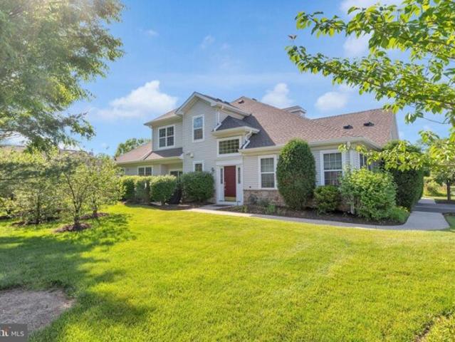 Wiltshire Dr Unit End, Lawrenceville, Home For Sale