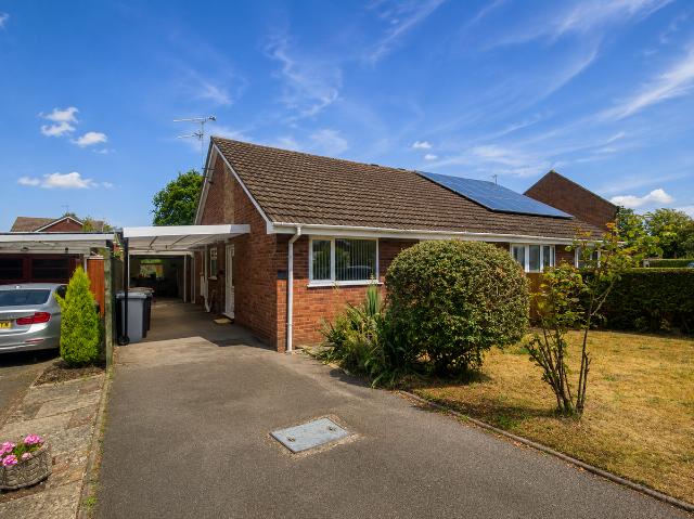 Wilbrahams Way, Stoke On Trent ST7, 2 bed bungalow to rent, £1,300 pcm | PrimeLocation