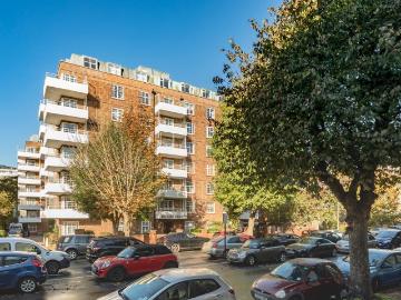 Wilbury Grange 2 bed apartment to rent £2,000 pcm £462 pw