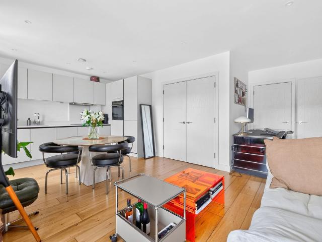 Wild Flower Gardens, London E3, 1 bed flat to rent, £3,000 pcm | PrimeLocation