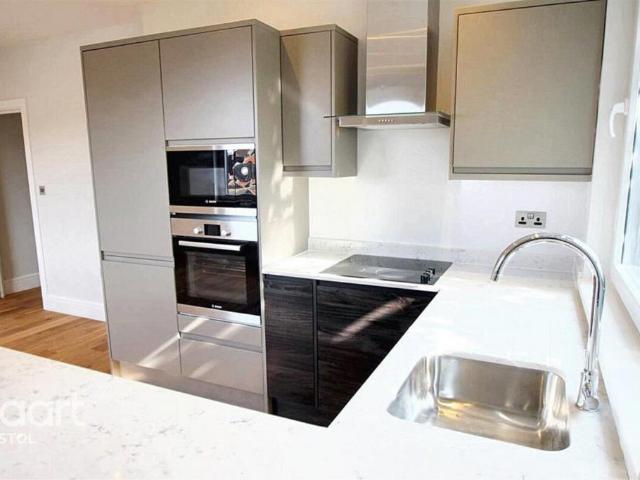 Wilder Street, Bristol 2 bed apartment to rent £1,850 pcm £427 pw