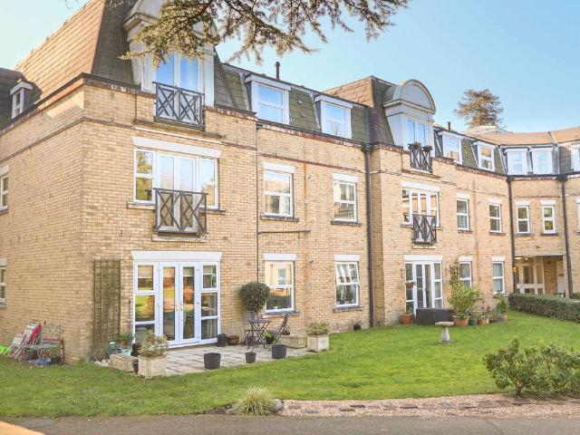 Wildwood Court, Cedars Village, Rickmansworth WD3, 2 bed flat to rent, £3,250 pcm | PrimeLocation
