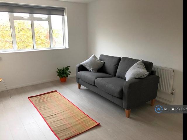 Wilfred Fienburgh Court, London, N7 1 bed flat to rent £1,850 pcm £427 pw