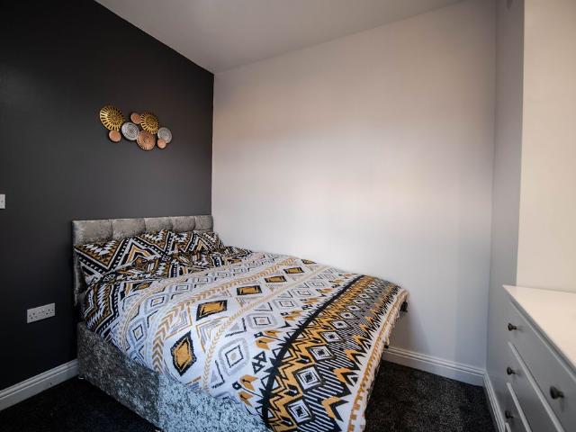 Wilfred Road, Walkden M28, 5 bed flat to rent, £520 pcm | PrimeLocation