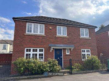 Wilfred St, Manchester M40, 3 bed detached house to rent, £1,450 pcm | PrimeLocation