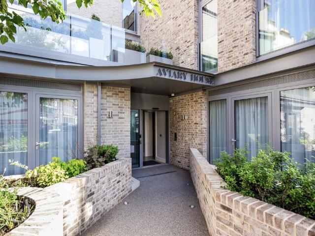 Wilfred Street, London SW1E 3 bed apartment to rent £7,250 pcm £1,673 pw