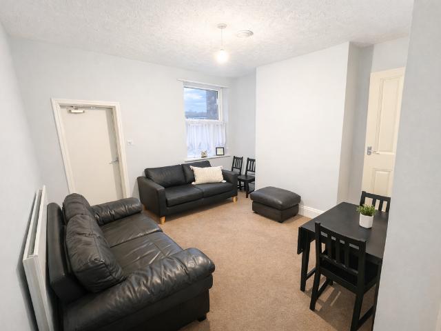 Wilkinson Avenue, Beeston NG9, 4 bed shared accommodation to rent, £1,993 pcm | PrimeLocation
