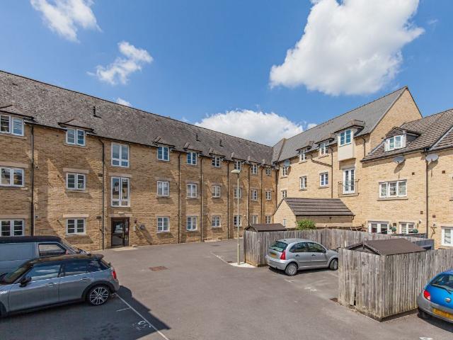 Wilkinson Place, Witney OX28, 1 bed flat to rent, £995 pcm | PrimeLocation