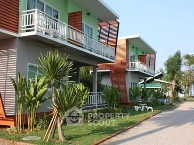 วิลล่า 10 ห้องนอน ใน สามร้อยยอด ID 2511