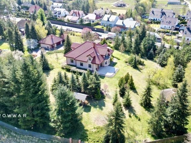 Willa 381 m² na działce 7 211 m² w Borówcu polecam!