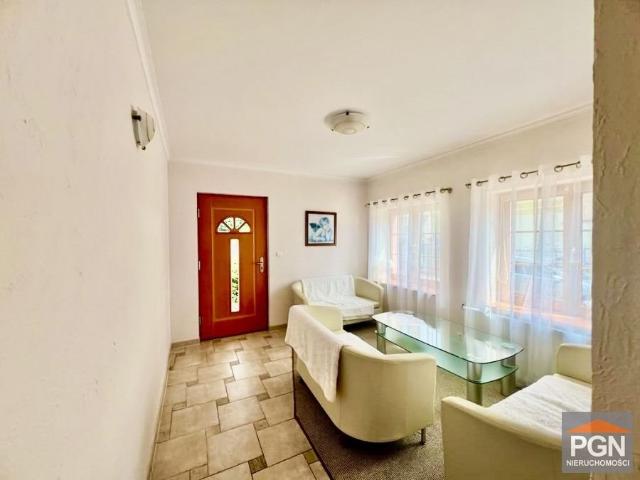 Willa z pokojami gościnnymi 350 m² blisko plaży