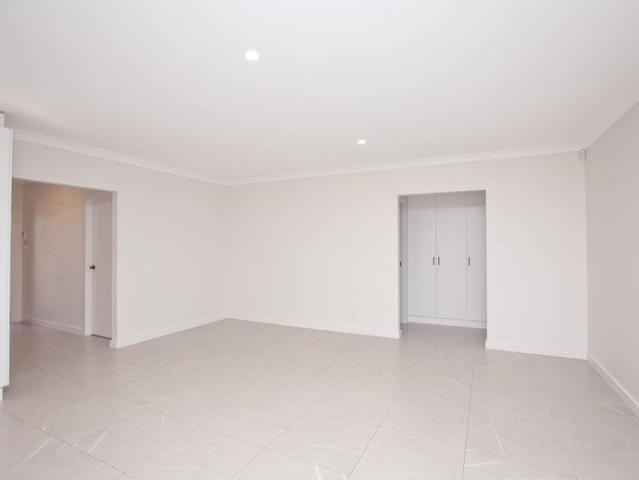 Willandra Gardens Family Home!