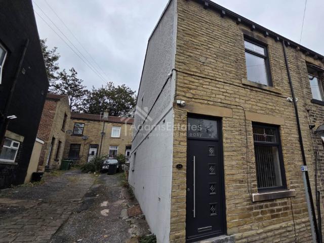 Willans Road, Dewsbury WF13, 4 bed semi detached house to rent, £1,100 pcm | PrimeLocation