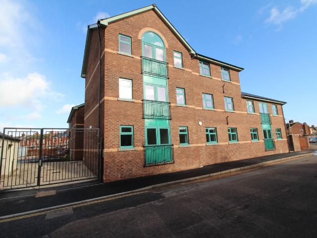 Willeys Avenue, Exeter EX2, 2 bed shared accommodation to rent, £1,350 pcm | PrimeLocation