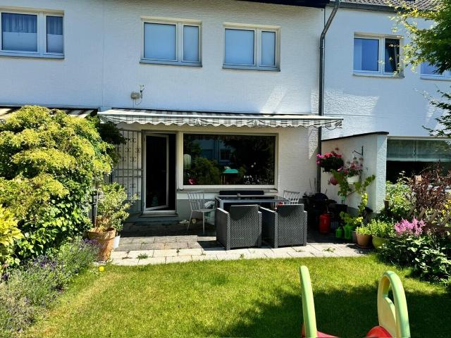 Willkommen in Brauweiler! Reihenhaus mit Garten und Garage in ruhiger Lage.
