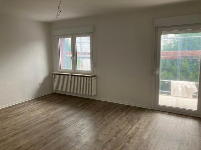 Willkommen Zuhause: ansprechende 4 Zimmer Wohnung