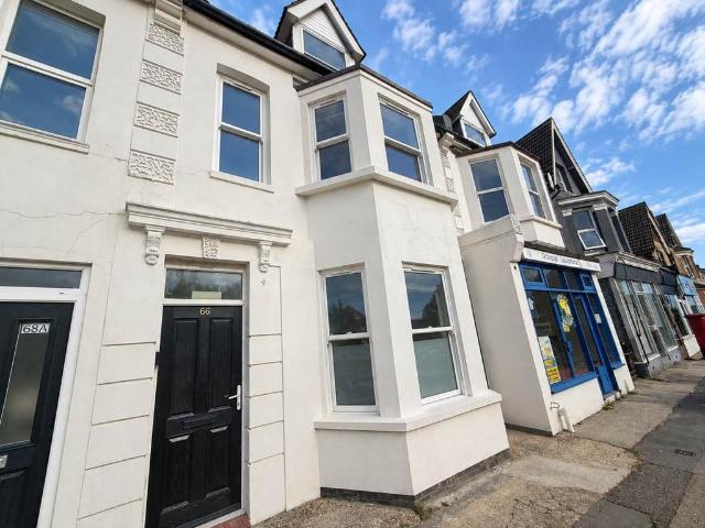 Willingdon Road, Eastbourne, Studio to rent £925 pcm £213 pw