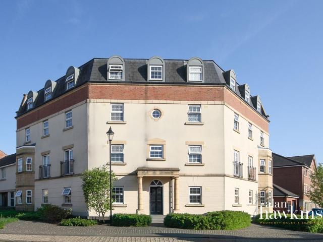 Willington Road, Swindon SN25, 2 bed flat to rent, £1,175 pcm | PrimeLocation