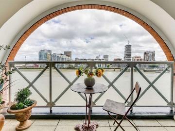 William Morris Way, Fulham SW6, 2 bed flat to rent, £3,250 pcm | PrimeLocation