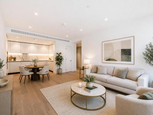 William Morris Way, London, SW6 2 bed apartment to rent £4,500 pcm £1,038 pw